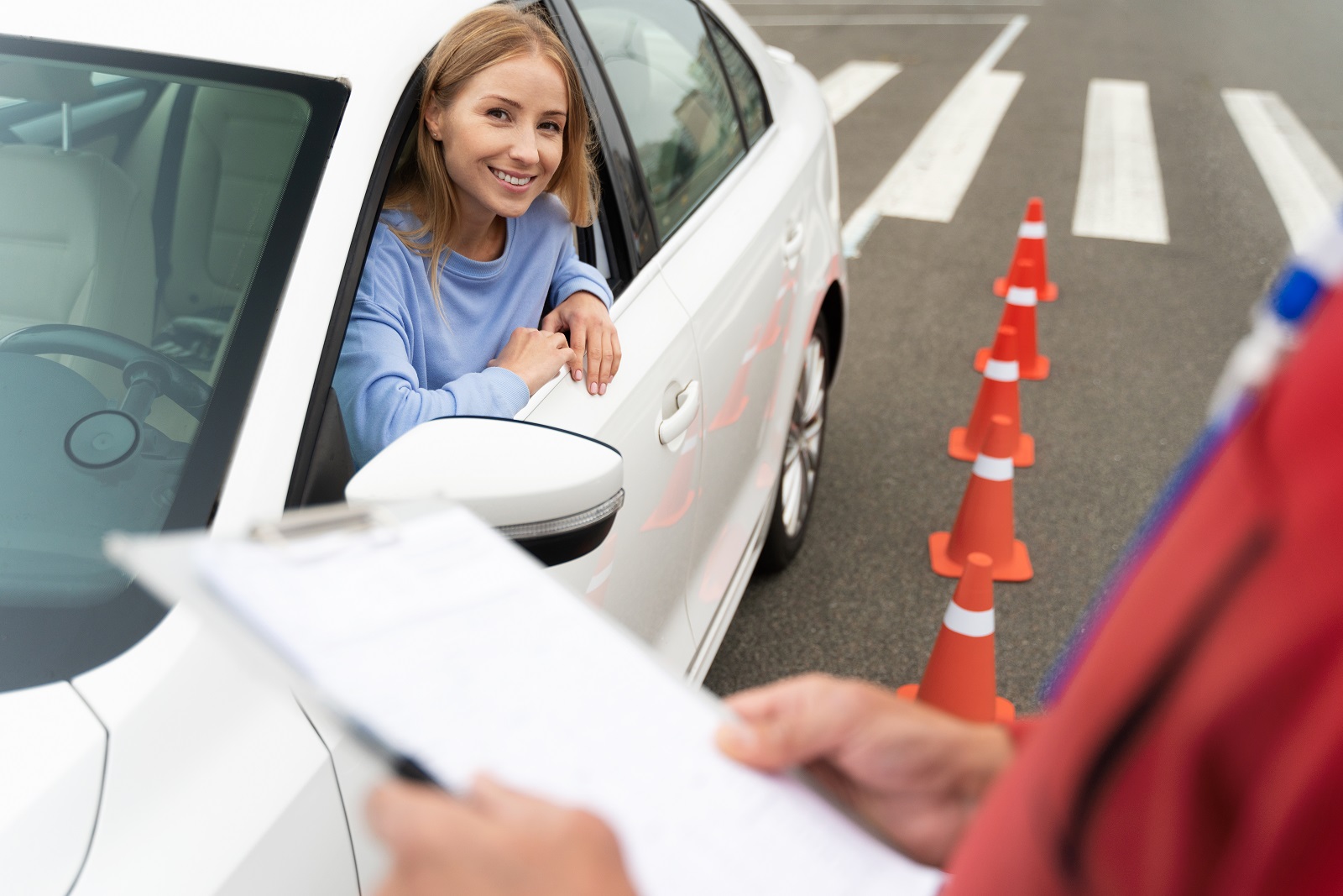 Les Qualités Essentielles pour Devenir un Excellent Moniteur d’Auto-École